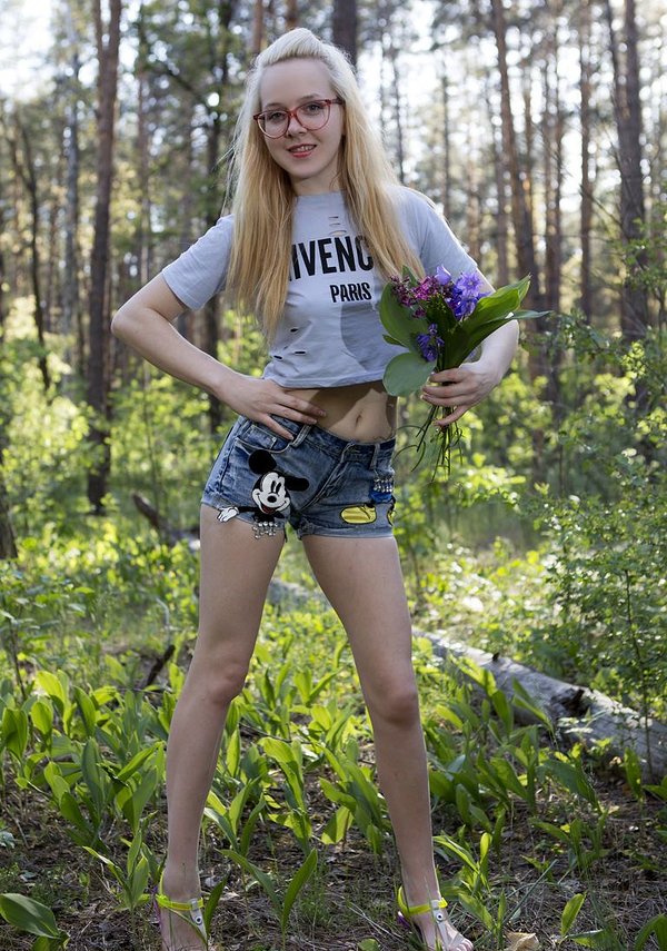 Анна, 23 года, 1 размер груди